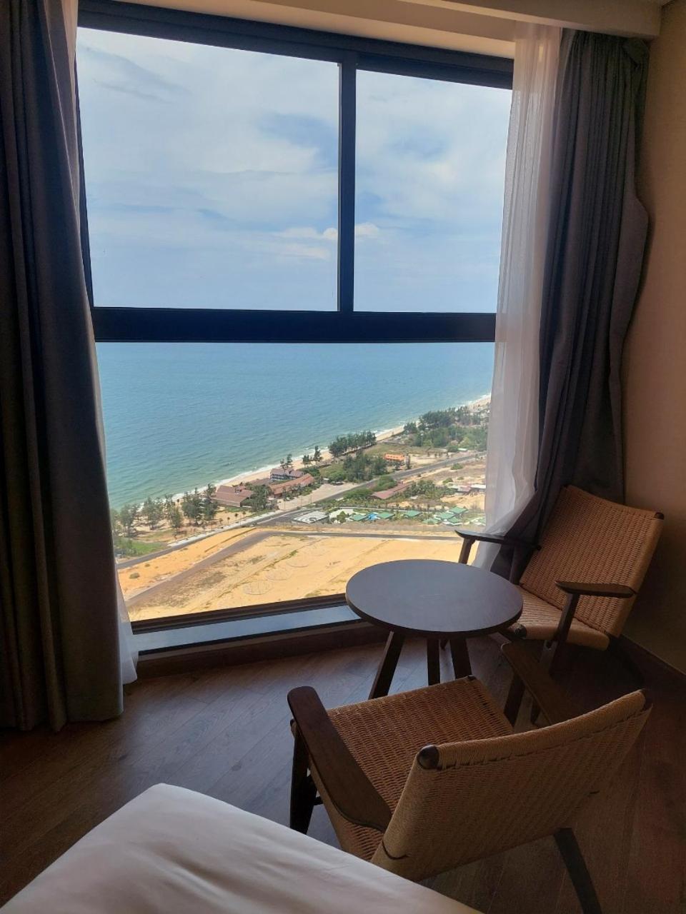 Apec Mandela Wyndham Mui Ne Hotel Ap Long Son Bagian luar foto